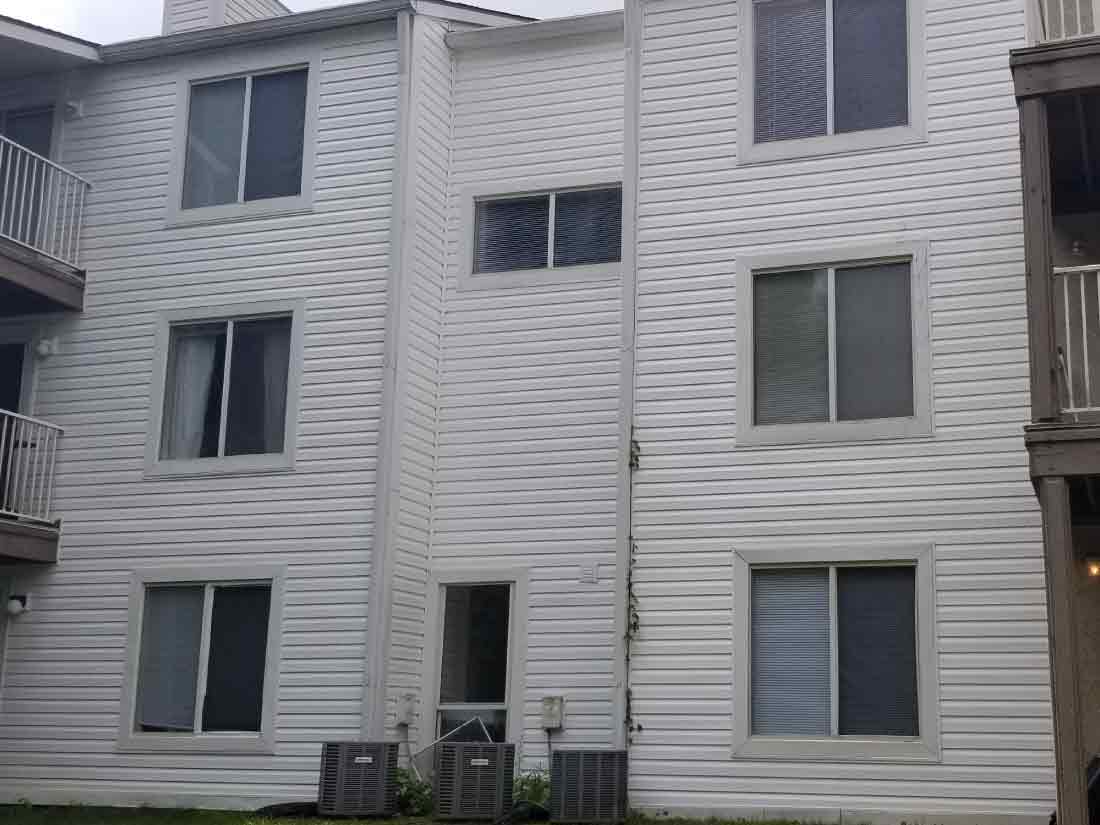 apartment after cleaning